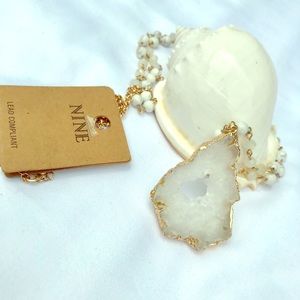 Crystal geode agate necklace 19”